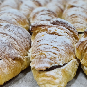 Comprar croissants mini de chocolate en Zaragoza - Horno de Repostería Ismael